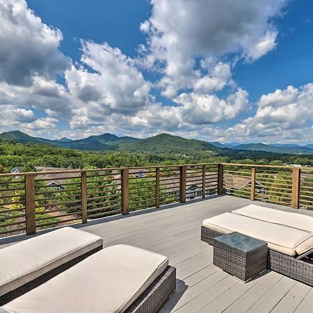 Luxe Asheville Home With Stunning Mountain Views! Exterior photo